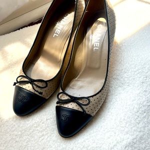 Authentic Chanel Heels 🖤